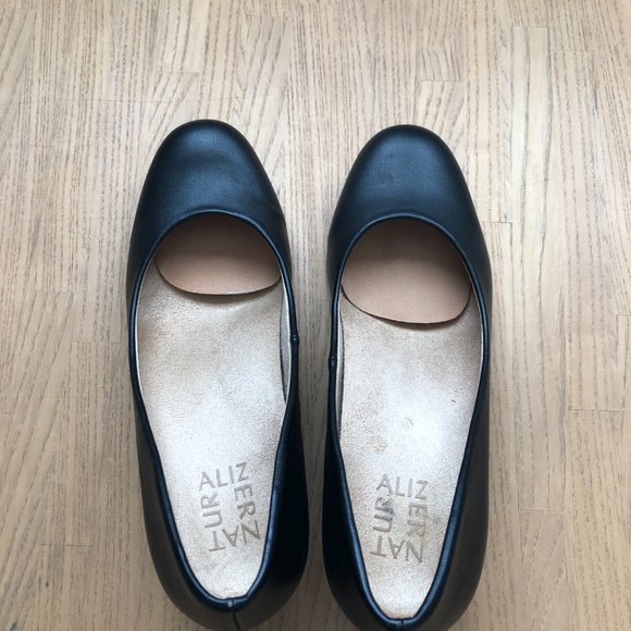 Naturalizer Women's Black High Heels | Size 7M - Picture 2 of 9